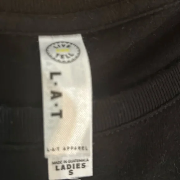 Mary Kay logo t shirt - Picture 3 of 4